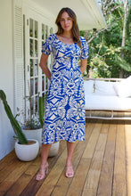 Load image into Gallery viewer, Lulu Tie Front Blue/White Bold Midi Dress