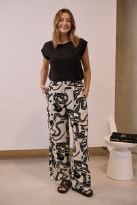 Jazzlyn Black/White Print Wide Leg Pant