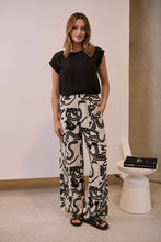Load image into Gallery viewer, Jazzlyn Black/White Print Wide Leg Pant