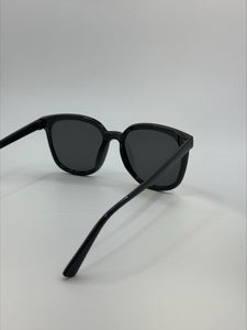 Kimmy Black Sunglasses