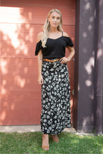Load image into Gallery viewer, Esperence Skirt Black Floral