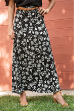 Load image into Gallery viewer, Esperence Skirt Black Floral
