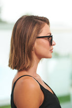 Load image into Gallery viewer, Kimmy Black Sunglasses