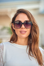 Load image into Gallery viewer, Patricia Black Sunglasses