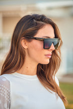 Load image into Gallery viewer, Billie Black Sunglasses
