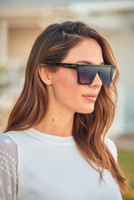 Load image into Gallery viewer, Billie Black Sunglasses