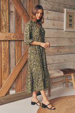 Load image into Gallery viewer, Reid Collared Tie Waist Green Midi Dress