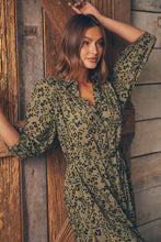 Load image into Gallery viewer, Reid Collared Tie Waist Green Midi Dress