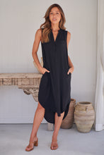 Load image into Gallery viewer, Xenia Black Plain Pocket Front Dress