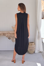 Load image into Gallery viewer, Xenia Black Plain Pocket Front Dress