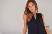 Load image into Gallery viewer, Xenia Black Plain Pocket Front Dress