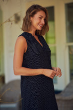 Load image into Gallery viewer, Xenia Black Print Pocket Front Dress