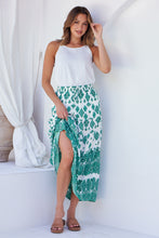 Load image into Gallery viewer, Lyla Green/White Paisley Print Maxi Skirt