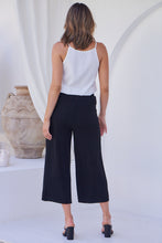 Load image into Gallery viewer, Clover Black Linen Culotte Pants