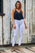 Load image into Gallery viewer, Basic White Denim Jeans