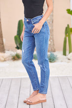 Load image into Gallery viewer, Delta Dark Washed Blue Denim Torn Knee Jeans