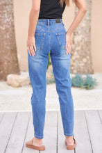 Load image into Gallery viewer, Delta Dark Washed Blue Denim Torn Knee Jeans
