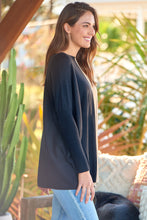 Load image into Gallery viewer, Indiana Oversized Batwing Black/Beige Long Sleeve Knit