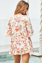 Load image into Gallery viewer, Maia 3/4 Sleeve Cream Floral Top